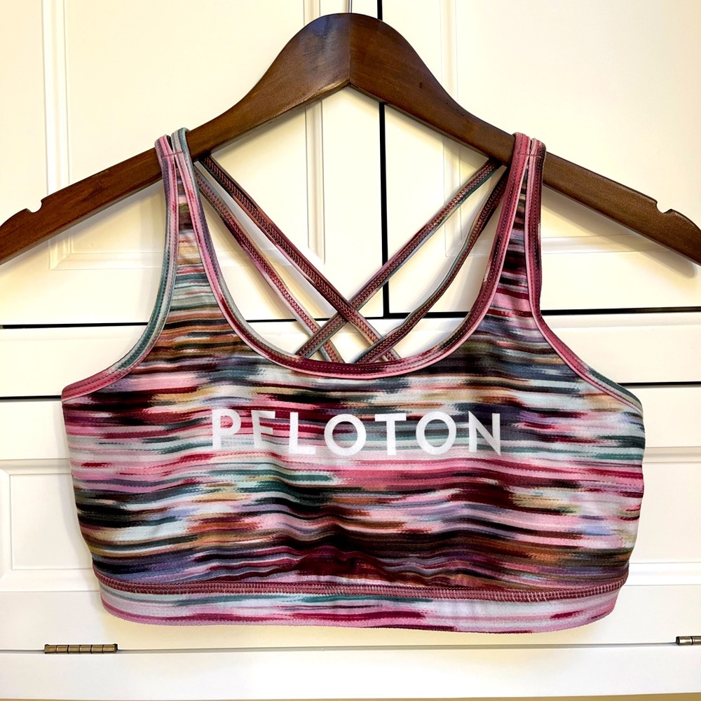 Peloton Wear It To Heart multi colored sports bra size M